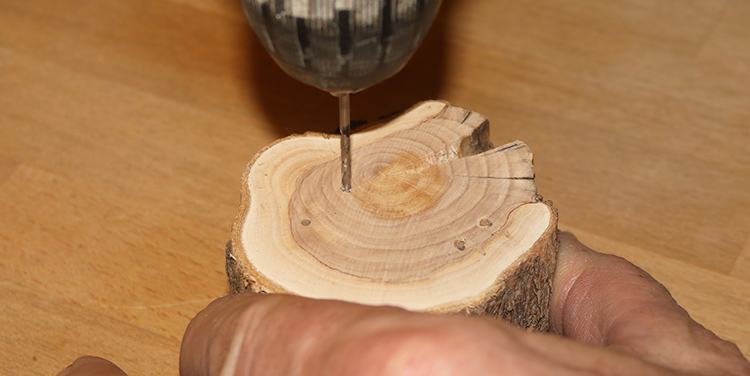 Henne und Hahn aus Papierdraht biegen