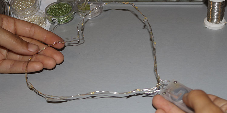 Herz aus der Lichterkette basteln