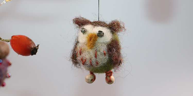 Fertig ist die Filzeule! Filz Eule Filzchristbaumschmuck