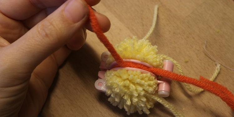 Pompom Küken basteln