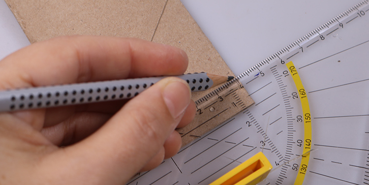 Schachtel aus Toilettenpapierrollen