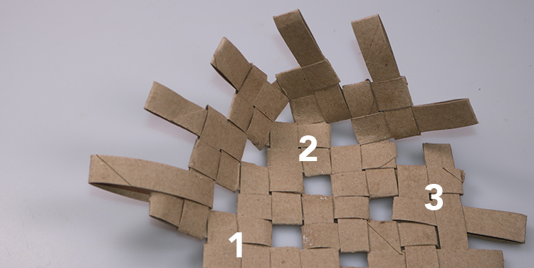 Schachtel aus Toilettenpapierrollen