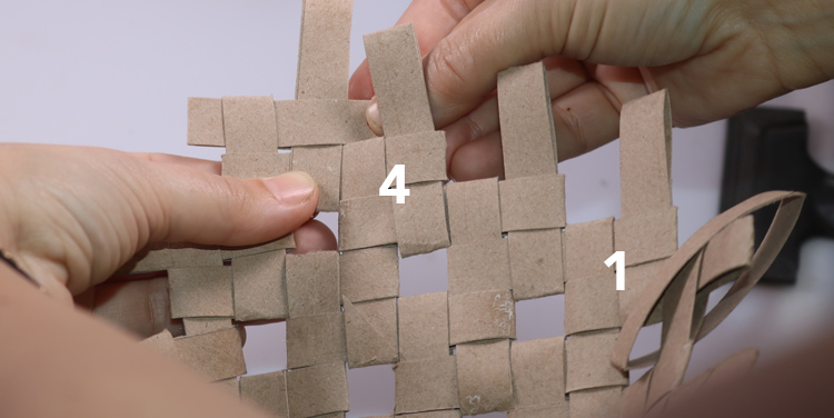 Schachtel aus Toilettenpapierrollen