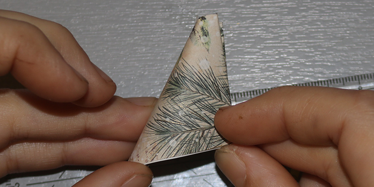 Weihnachtsbaum aus Papier basteln