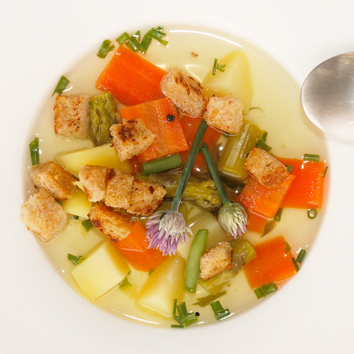 einfache schnelle vegane Gemüsesuppe Rezept