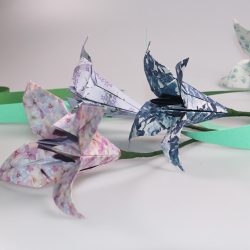 Faltlilie aus Papier