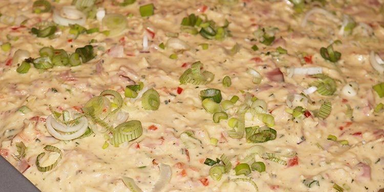 Rezept Speck Zwiebel Blechkuchen Fingerfood