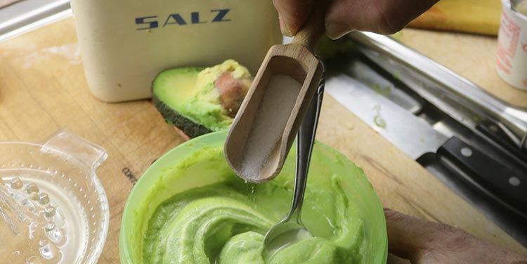 Guacamole würzen