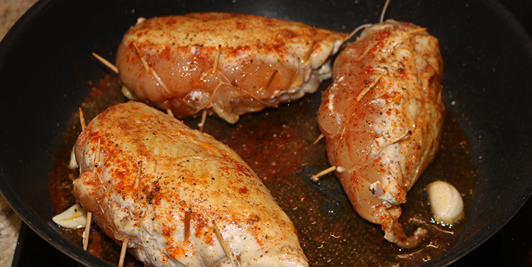 Hühnerbrust anbraten