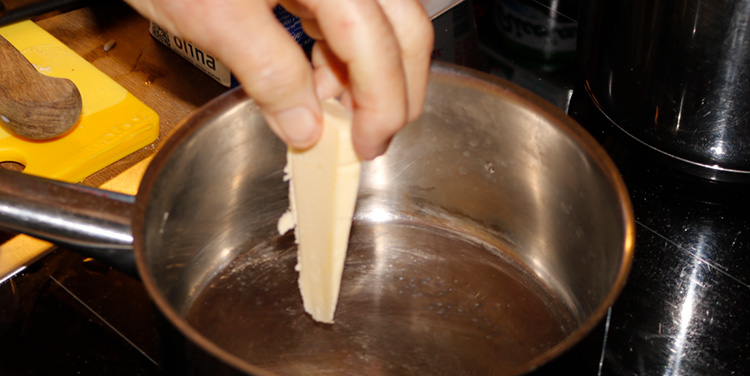 Butter erhitzen
