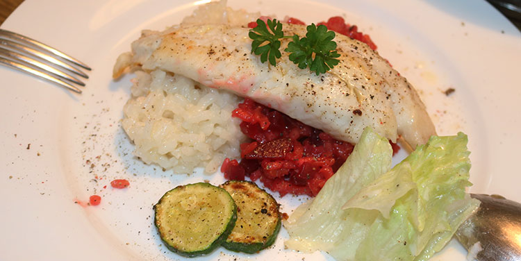 Risotto mit Rote Beete und Rotbarschfilets