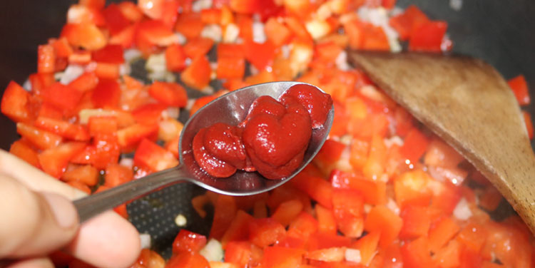 Tomatenmark für Shakshuka