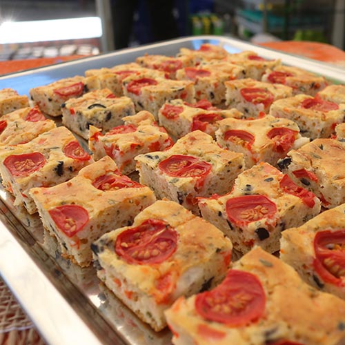 Rezept pikanter Blechkuchen Fingerfood
