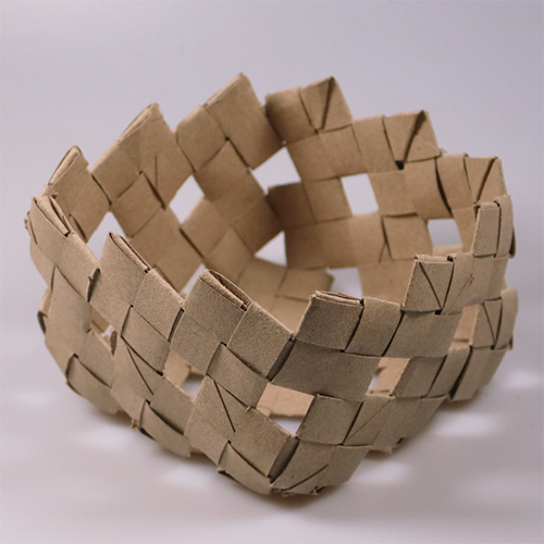 Koerbchen aus Toilettenpapierrollen